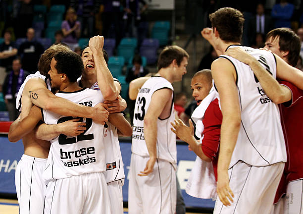 站出来接管 站出来接管