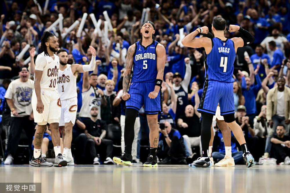 太阳在进攻 太阳在进攻