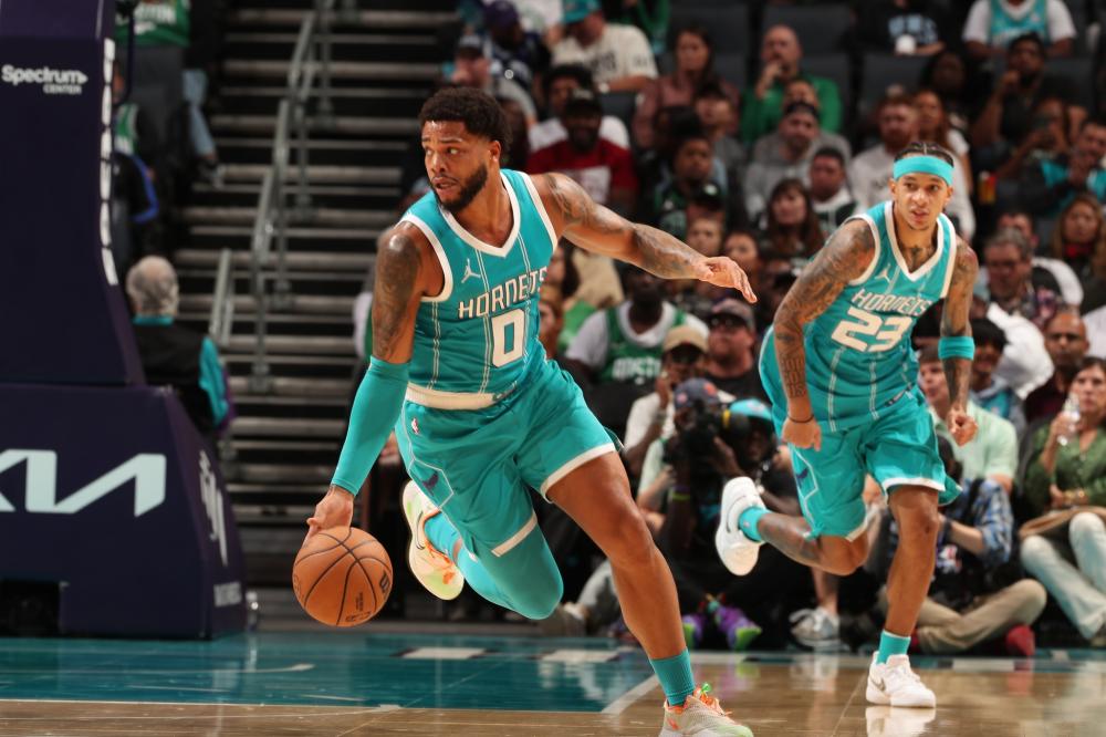 更关乎其背 更关乎其背