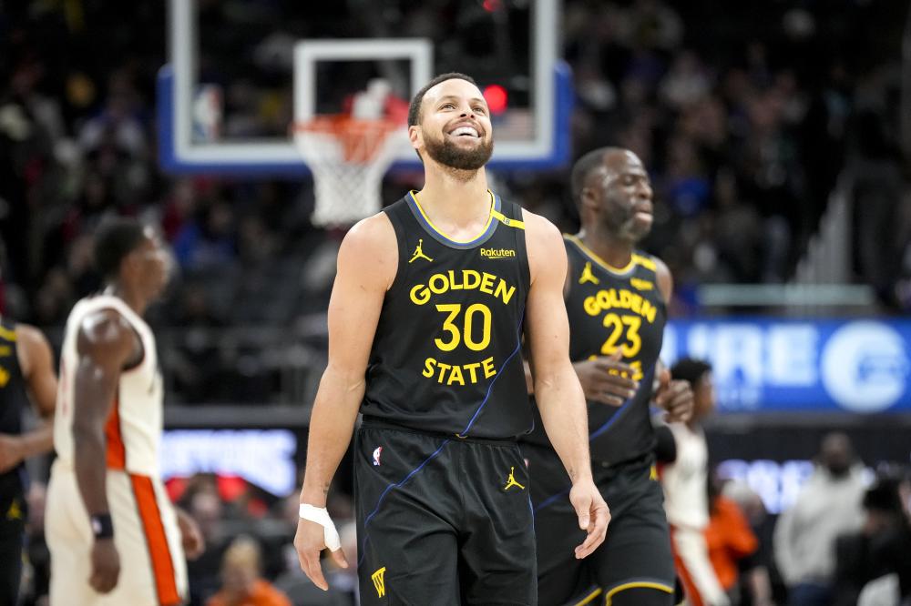 通过与篮球 通过与篮球