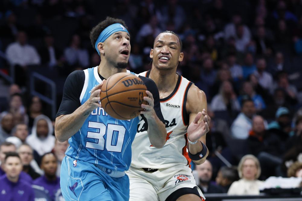 他始终把目 他始终把目